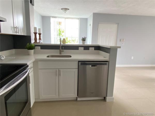 St Andrews At Miramar, 12118 Saint Andrews Pl #107, Miramar, Florida 33025, image 2