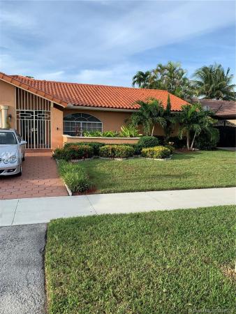 Country Lake Manors, 6251 NW 201st St, Country Club, Florida 33015, image 2