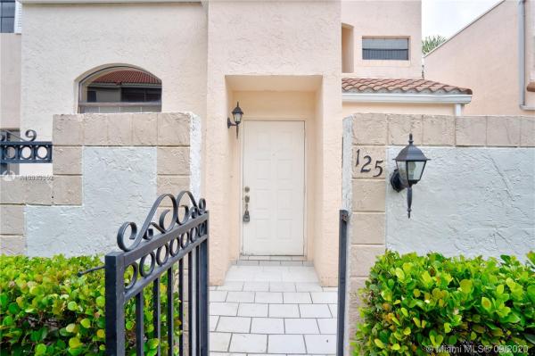 Costan Villas Harbor Village, 21204 Harbor Way #125-12, Aventura, Florida 33180, image 2