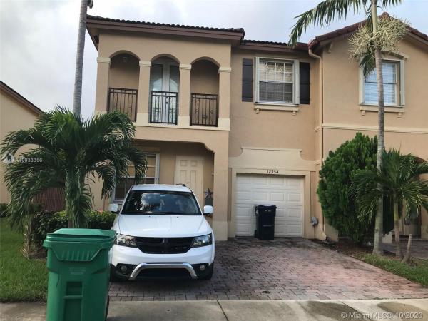 Tuscany Village, 12954 SW 133rd Ter #12954, Three Lakes, Florida 33186, image 2