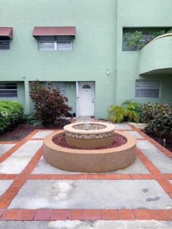 Patios West One, 11183 NW 7th St #104, Fountainebleau, Florida 33172, image 2