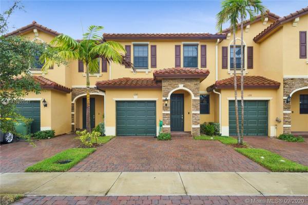 Fresno At The Vineyards, 130 SE 33rd Ter, Homestead, Florida 33033, image 2