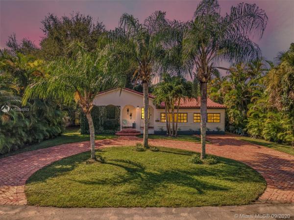 Country Club Estates, 72 Corydon Dr, Miami Springs, Florida 33166, image 2