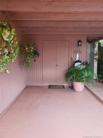 Spanish Villas, 6506 Kendale Lakes Dr #307, Kendale Lakes, Florida 33183, image 2
