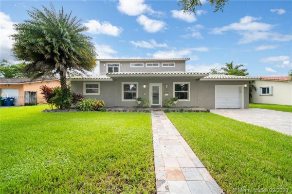 Miami Lakes Residential, 13900 Cypress Ct, Miami Lakes, Florida 33014, image 2