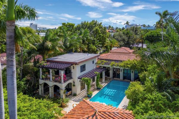 Sunset Islands, 1401 W 22nd St, Miami Beach, Florida 33140, image 2