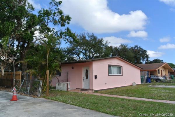 Eleanor Park, 2321 NW 152nd St, Miami Gardens, Florida 33054, image 2