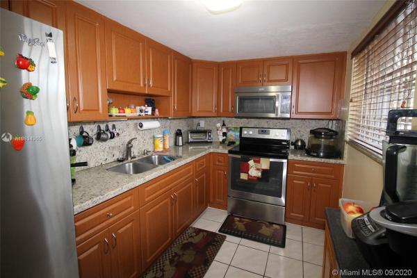 Fernwoods, 502 NW 87th Ave #111, Fountainebleau, Florida 33172, image 2