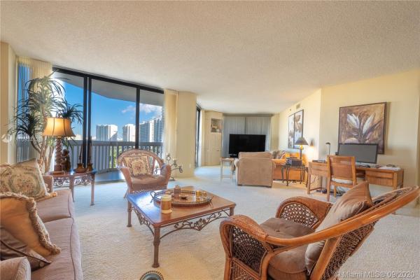 2000 Island Boulevard, 2000 Island Blvd #1209, Aventura, Florida 33160, image 2