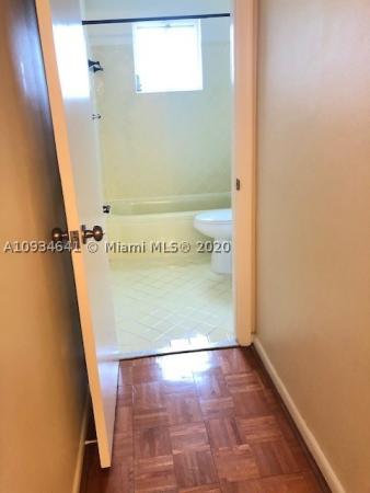 Town & Country, 1431 S 14th Ave #206, Hollywood, Florida 33020, image 1