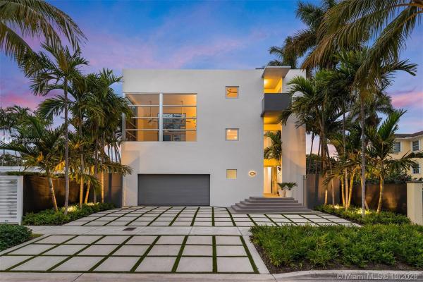 Fairhaven, 1785 Fairhaven Pl, Miami, Florida 33133, image 2