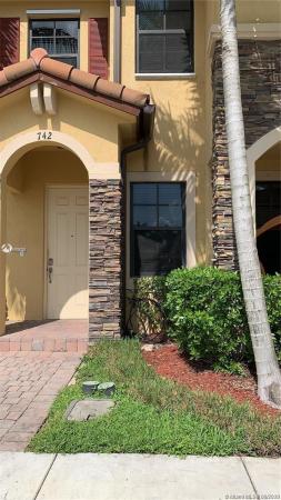 Martinique At Oasis, 742 SE 32nd Ave #742, Homestead, Florida 33033, image 2