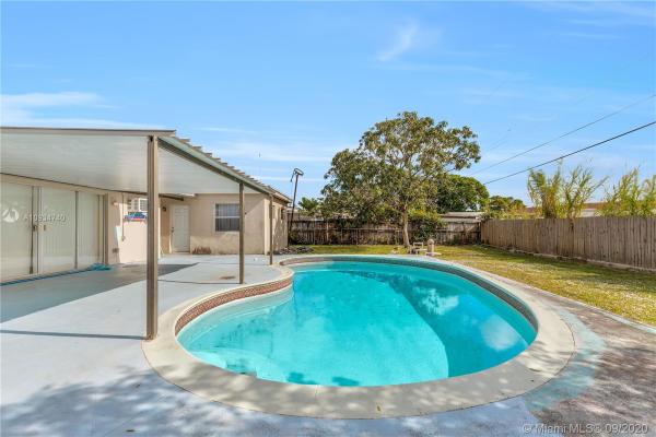 Norwood, 1310 NW 198th St, Miami Gardens, Florida 33169, image 2