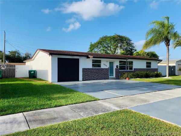 Whispering Pines Estates, 19230 SW 93rd Rd, Cutler Bay, Florida 33157, image 2