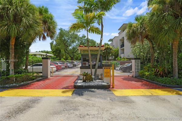 Dadeland Grove, 6900 N Kendall Dr #A208, Pinecrest, Florida 33156, image 2