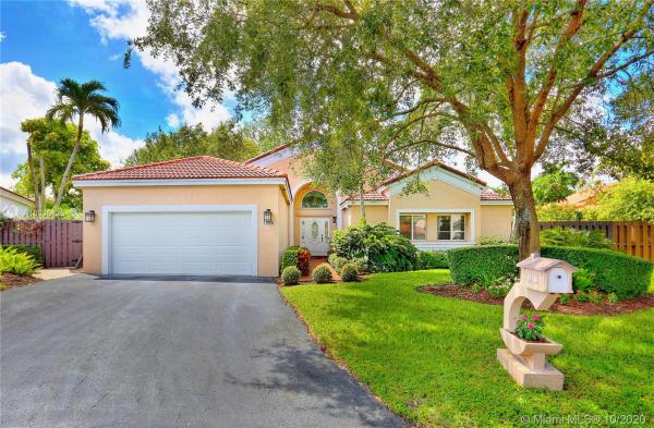 Poinciana At Kendall, 11866 SW 93rd Ter, Kendall, Florida 33186, image 2