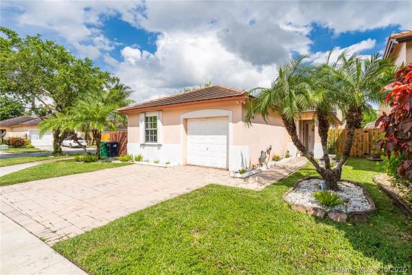 Victoria Parc, 14441 SW 156th Ave, Country Walk, Florida 33196, image 2