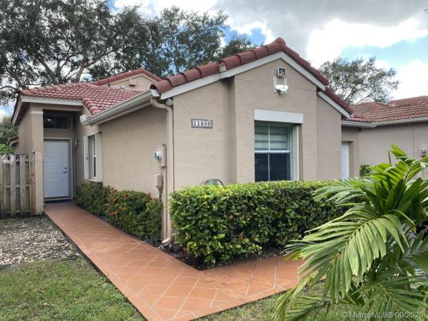 Poinciana At Chestnut Ranch, 11466 SW 73rd St, Kendall, Florida 33173, image 2