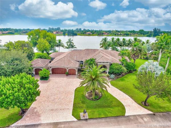Vista Lakes, 15042 SW 17th St, Davie, Florida 33326, image 2