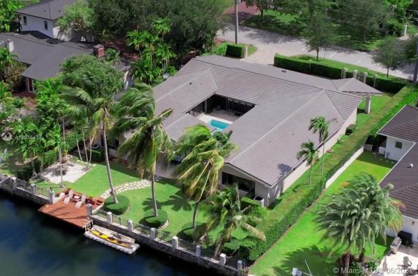 Riviera, 4804 Biltmore Dr, Coral Gables, Florida 33146, image 2