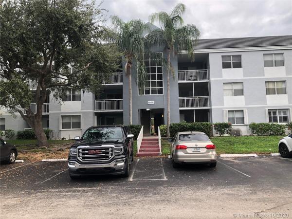 Le Club At Old Cutler, 8500 SW 212th St #203, Cutler Bay, Florida 33189, image 2