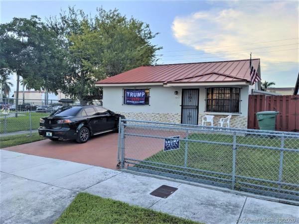 Biltmore Villas, 8869 NW 116th Ter, Hialeah Gardens, Florida 33018, image 2