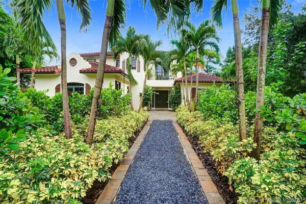 Griffing Biscayne Park Estates, 862 NE 119th St, Biscayne Park, Florida 33161, image 2