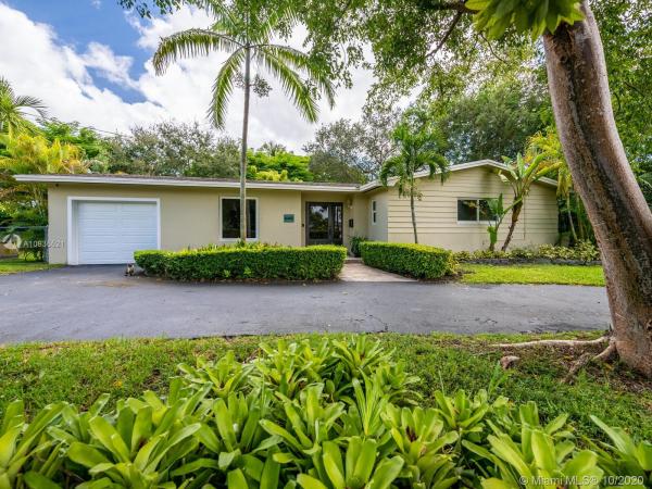 Continental Homes, 10401 SW 82nd Ct, Kendall, Florida 33156, image 2