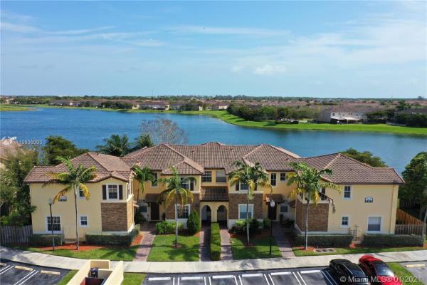 The Shores At Isles Of Bayshore, 9115 SW 227th St #3, Cutler Bay, Florida 33190, image 2