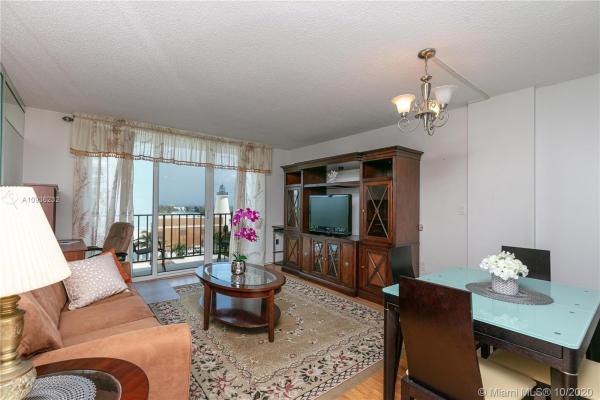 Crystal Tower, 322 Buchanan St #609, Hollywood, Florida 33019, image 2