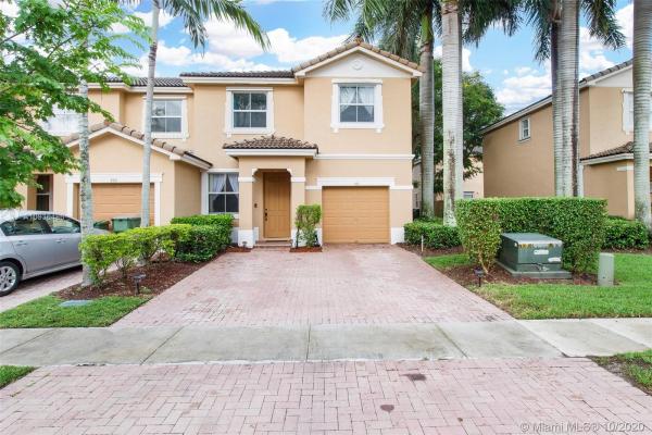 Floridian Isles South, 991 NE 41st Pl, Homestead, Florida 33033, image 2