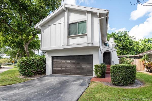 The Greens Of Emerald Hills, 63 Greens Rd, Hollywood, Florida 33021, image 2