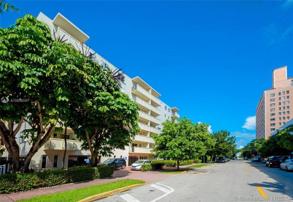 Penn Terrace Towers, 730 Pennsylvania Ave #503, Miami Beach, Florida 33139, image 2