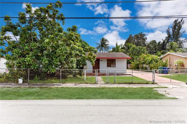 Carol City Gardens, 4270 NW 196th St, Miami Gardens, Florida 33055, image 2