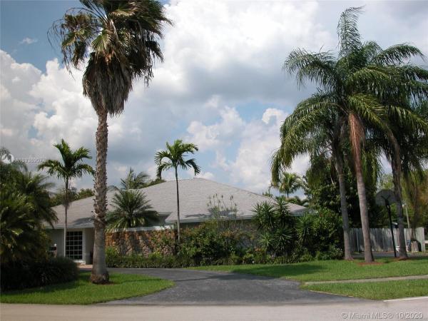 Clinton Grove Estates, 8201 SW 162nd St, Palmetto Bay, Florida 33157, image 2