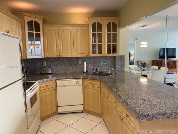 3725 S Ocean Dr #1223, Hallandale Beach, Florida 33019, image 2