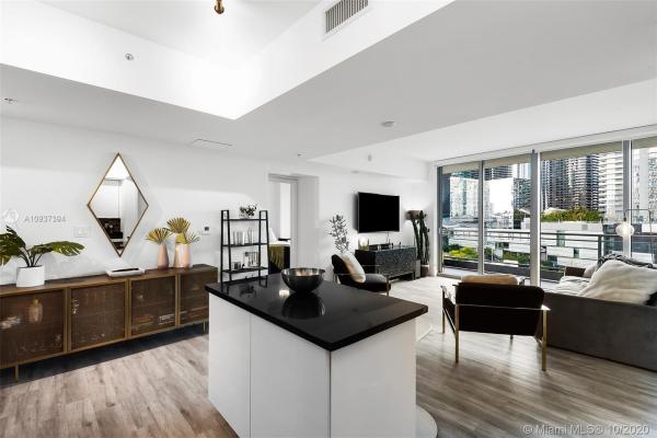 Mint At Riverfront, 92 SW 3rd St #1204, Miami, Florida 33130, image 2