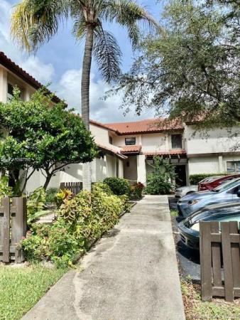 Village Homes In The Crossings, 13235 SW 110th Ter #18-3, The Crossings, Florida 33186, image 2