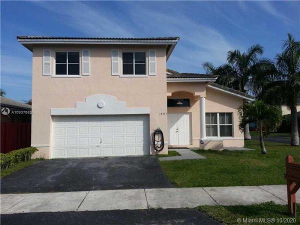Biscayne Point South, 12073 SW 250th Ter, Princeton, Florida 33032, image 2