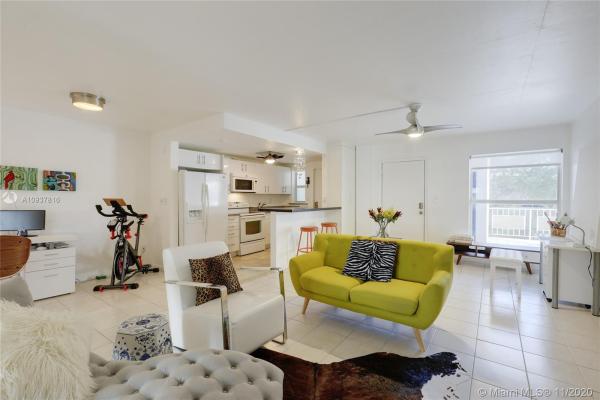 Golden House, 1340 Lincoln Rd #304, Miami Beach, Florida 33139, image 2