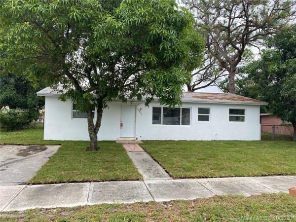 Vista Verde, 20801 NW 37th Ct, Miami Gardens, Florida 33055, image 2
