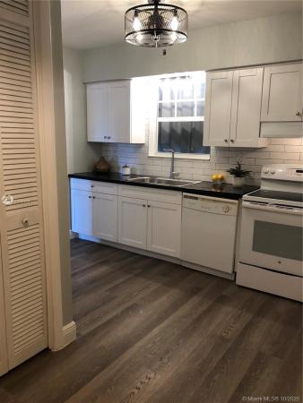 Weston Village, 21 NW 190th St, Miami Gardens, Florida 33169, image 2