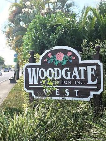 Woodgate West, Kendale Lakes, Florida 33183, image 2