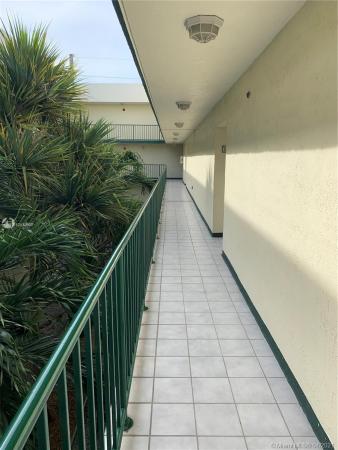 Flamingo Court, 8321 NW 7th St #1-310, Fountainebleau, Florida 33126, image 2