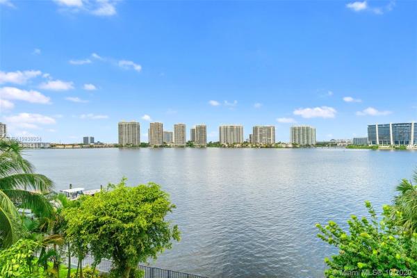 Bay House Tower, 17878 N Bay Rd #401, Sunny Isles Beach, Florida 33160, image 2