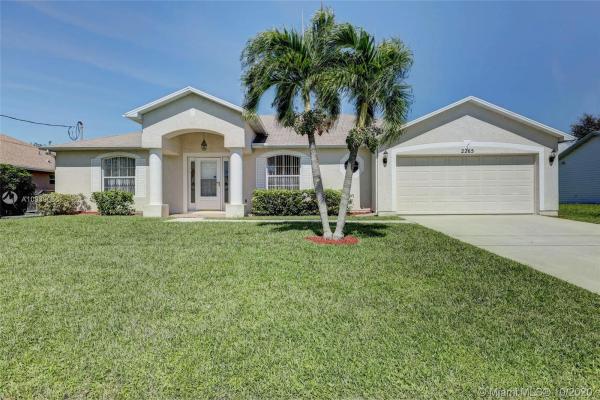 2265 SE Marsh Ave, Florida 34952, image 2