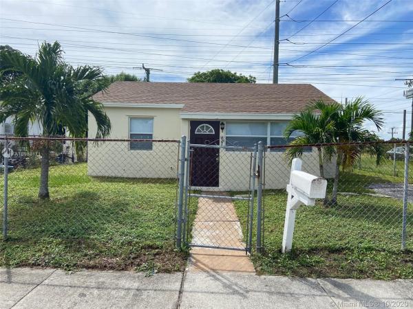Riviera Beach Heights, 865 W 1st St, Riviera Beach, Florida 33404, image 2