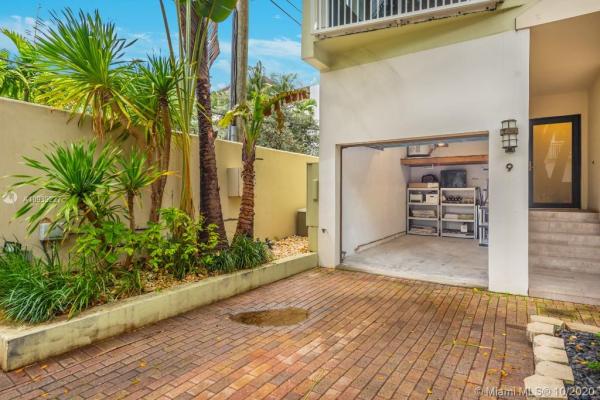 Meridian Place, 325 Meridian Ave #9, Miami Beach, Florida 33139, image 2
