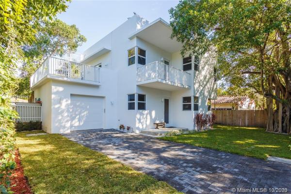 Acadia, 795 NE 70th St, Miami, Florida 33138, image 2