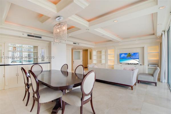 The Parc At Turnberry Isle, 19400 Turnberry Way #1611, Aventura, Florida 33180, image 3
